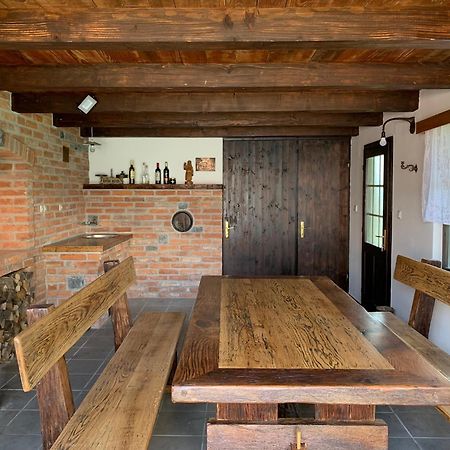 Studio Apartman Lora Lipik Esterno foto