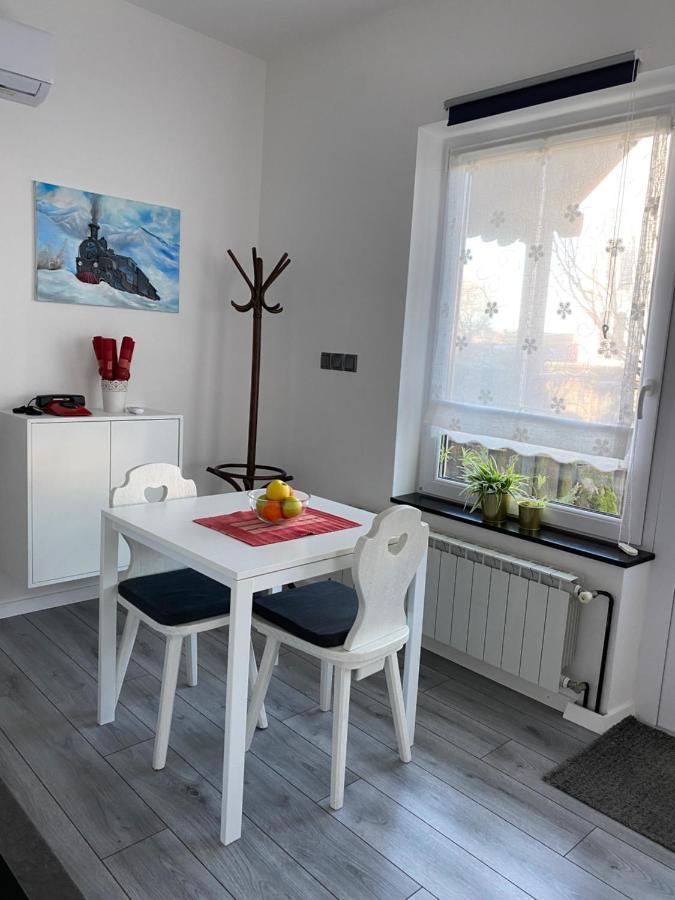 Studio Apartman Lora Lipik Esterno foto
