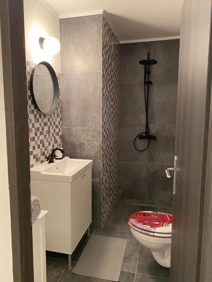 Studio Apartman Lora Lipik Esterno foto
