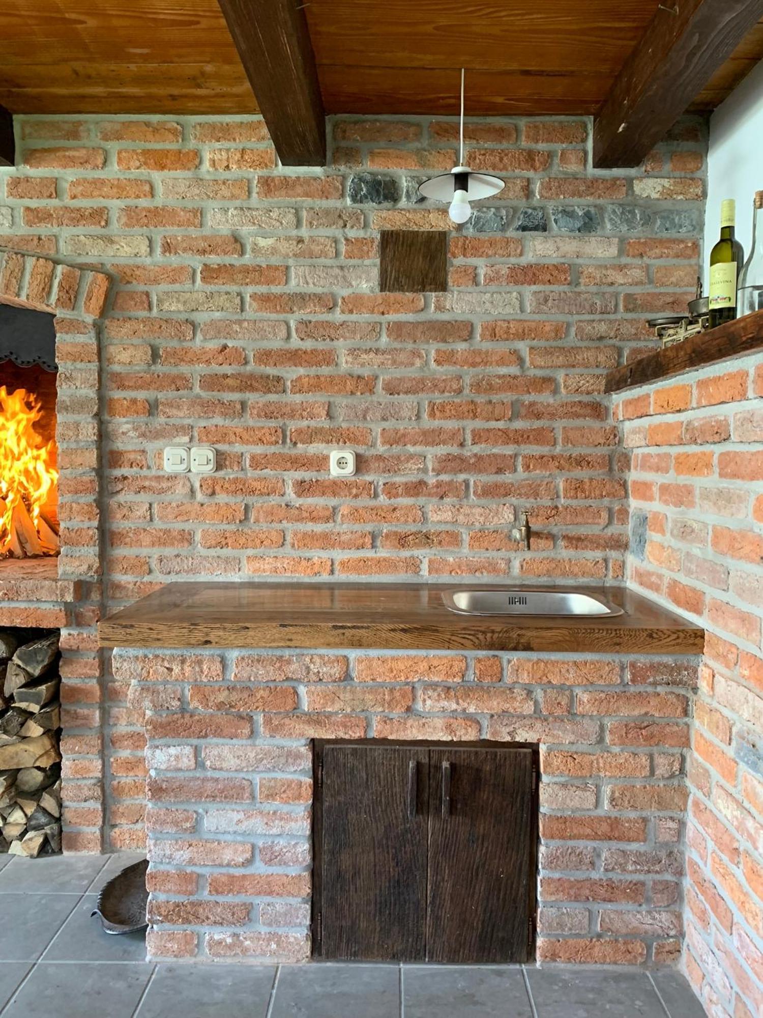 Studio Apartman Lora Lipik Esterno foto
